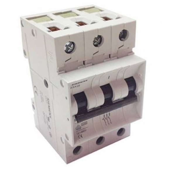 INTERRUPTOR AUTOMATICO 3 POLOS 40A CURVA C 6KA