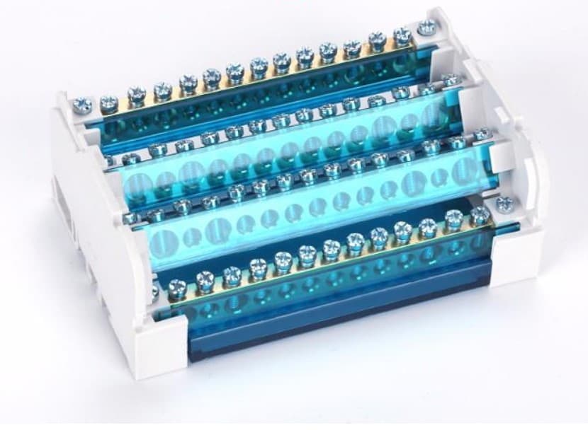 CAJA DE DISTRIBUCION 4 Polos 500V/125A